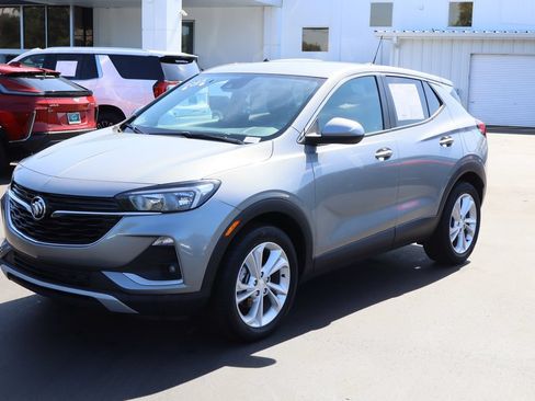Certified 2023 Buick Encore GX Preferred FWD image 5