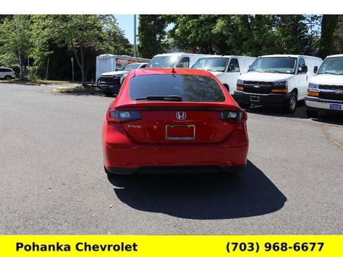 Used 2024 Honda Civic EX-L image 6