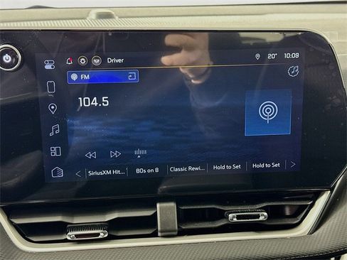 Used 2026 Chevrolet Equinox LT image 14