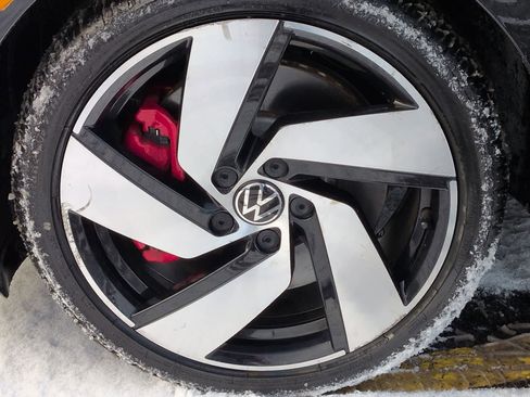 Used 2022 Volkswagen GTI S image 14