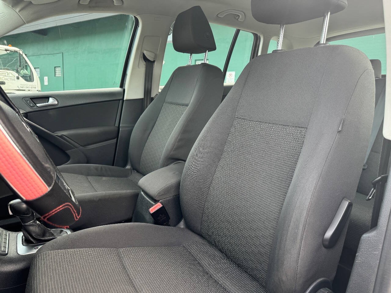 Used 2015 Volkswagen Tiguan S FWD image 13