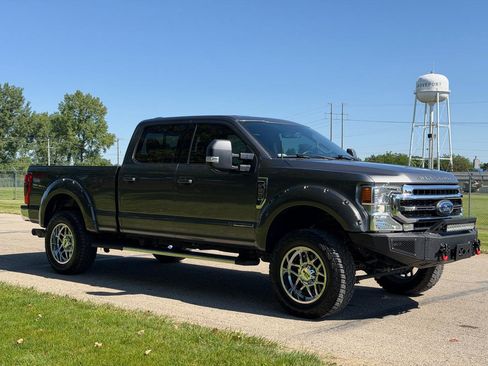 Used 2021 Ford F250 Lariat w/ Lariat Value Package AWD/4WD image 10