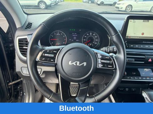 Used 2023 Kia Seltos S w/ Navigation Package AWD/4WD image 15