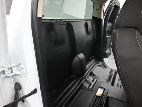 Used 2022 Chevrolet Colorado LT w/ Fleet Safety Package AWD/4WD image 27