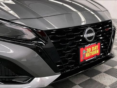 New 2026 Nissan Altima 2.5 SR FWD image 15