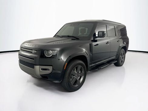 Used 2025 Land Rover Defender 130 X-Dynamic SE AWD/4WD image 1