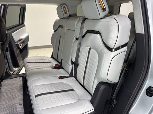 Used 2023 Rivian R1S Adventure AWD/4WD image 2