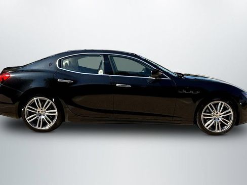 Used 2022 Maserati Ghibli Modena Q4 AWD/4WD image 4