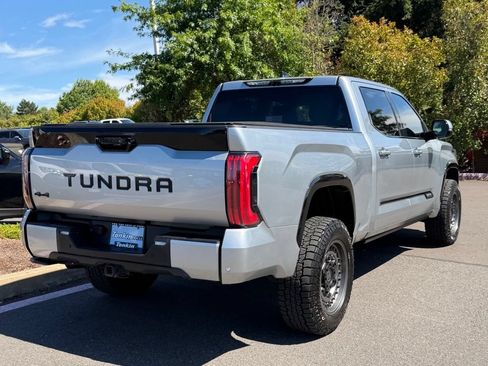 Used 2022 Toyota Tundra Platinum w/ Advanced Package AWD/4WD image 7