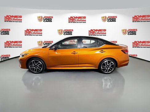 Used 2024 Nissan Sentra SR w/ SR Premium Package FWD image 15
