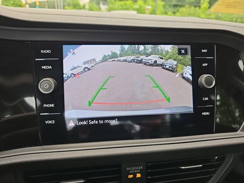 Certified 2024 Volkswagen Jetta SEL FWD image 16