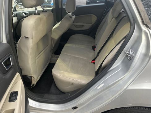 Used 2016 Ford Fiesta SE image 20