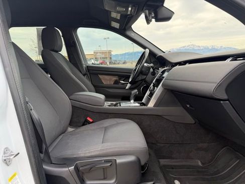 Used 2020 Land Rover Discovery Sport Standard image 29