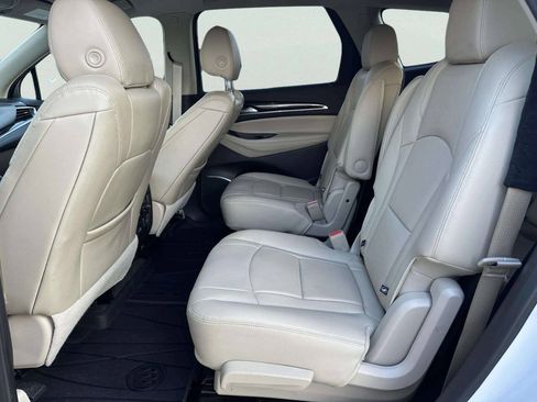 Used 2019 Buick Enclave Premium FWD image 12