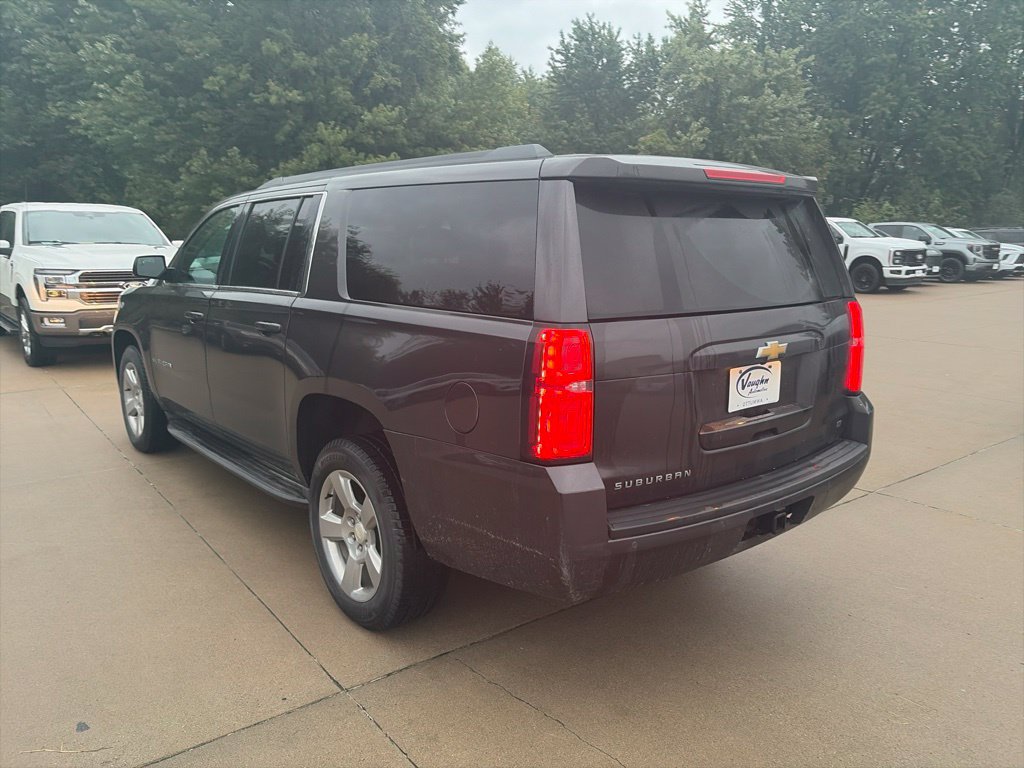 Used 2018 Chevrolet Suburban LT AWD/4WD image 9