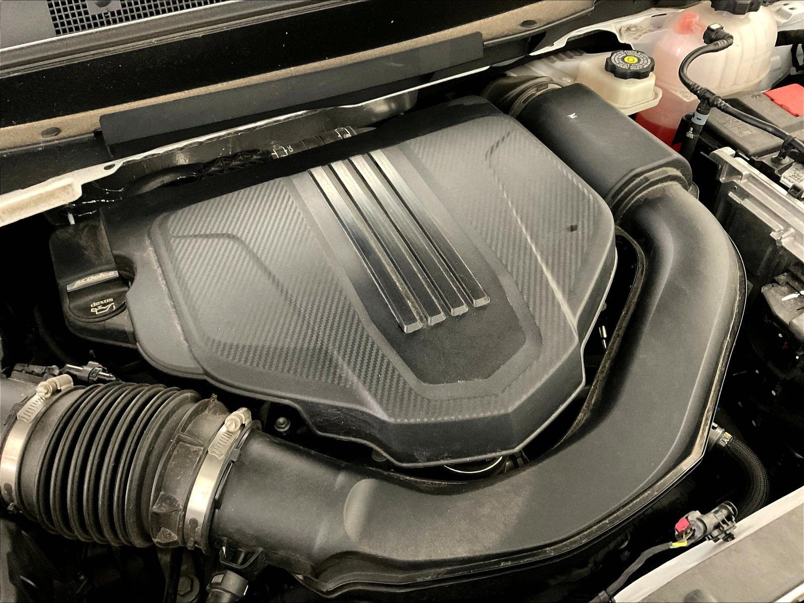 Used 2025 GMC Acadia Denali FWD image 32
