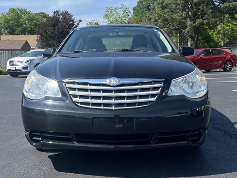Used 2010 Chrysler Sebring Limited FWD image 16
