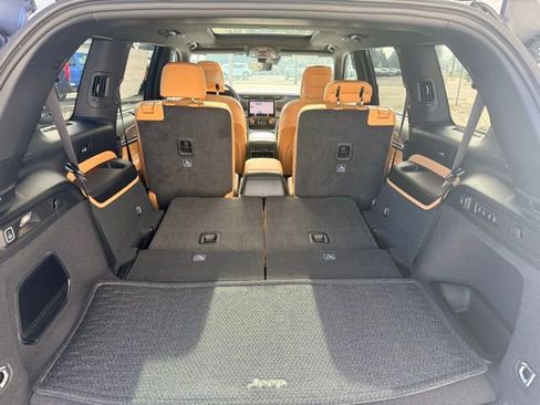 New 2025 Jeep Grand Cherokee L Summit image 12