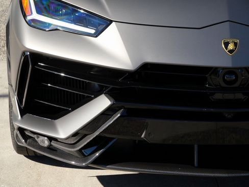 Used 2024 Lamborghini Urus Performante image 19