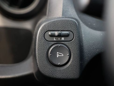Used 2010 Honda Fit image 41