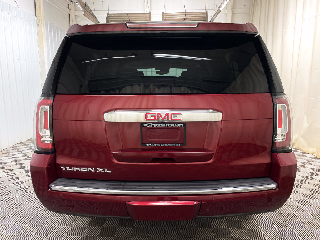 Used 2016 GMC Yukon XL Denali w/ Open Road Package AWD/4WD image 27