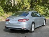 Used 2018 Toyota Camry LE image 5