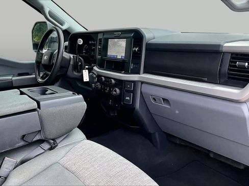 Used 2025 Ford F250 XLT AWD/4WD image 19