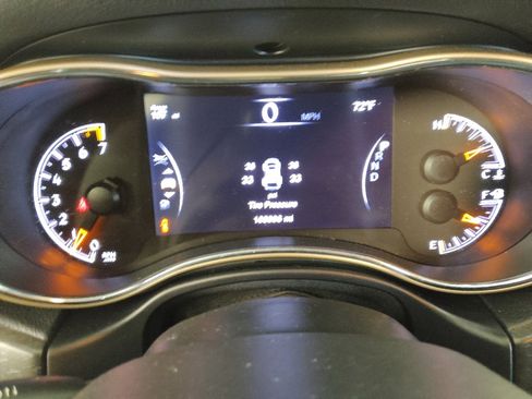 Used 2017 Jeep Grand Cherokee Limited RWD image 23