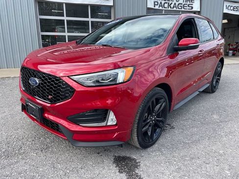 Used 2024 Ford Edge ST w/ Equipment Group 401A AWD/4WD image 3