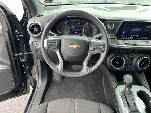 Used 2022 Chevrolet Blazer LT AWD/4WD image 27