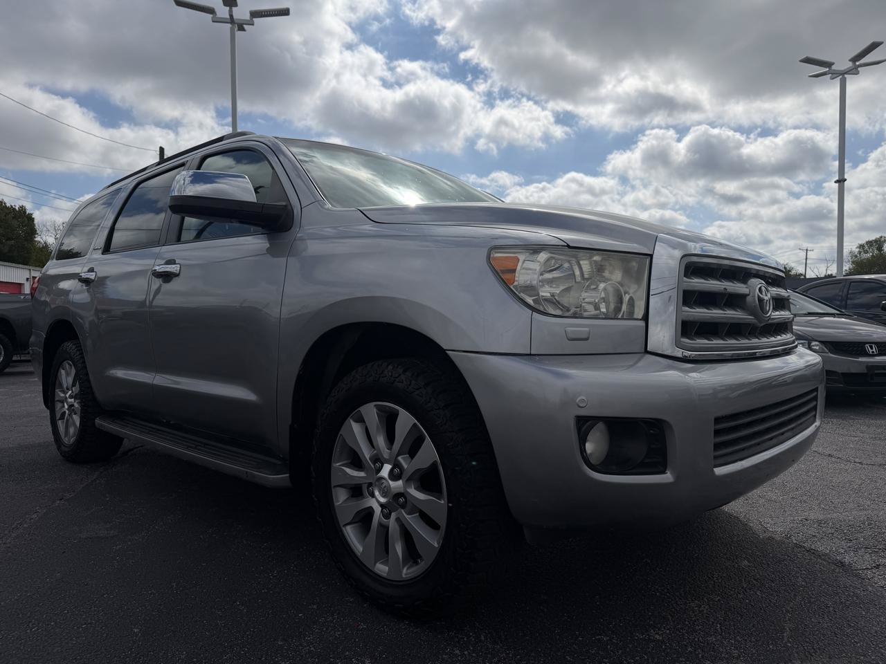 Used 2012 Toyota Sequoia Limited RWD image 3