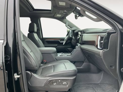Certified 2024 GMC Sierra 2500 Denali w/ Denali Reserve Package AWD/4WD image 16