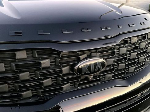 Used 2021 Kia Telluride SX w/ SX Prestige Package image 29