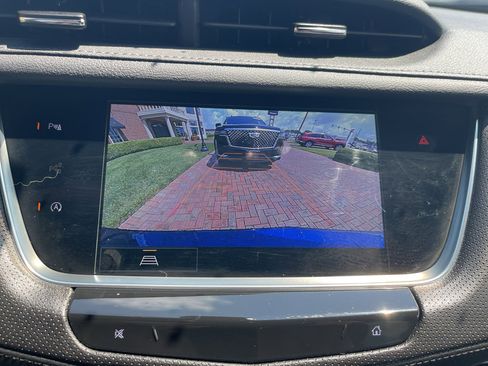 Used 2025 Cadillac XT5 Premium Luxury image 23