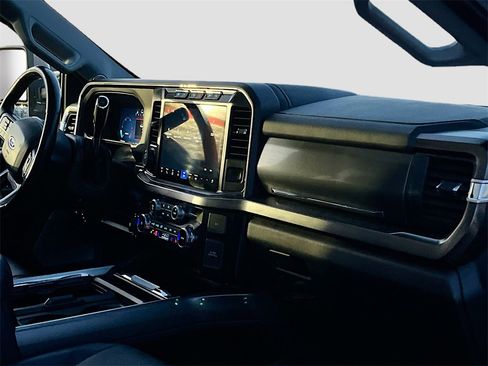 Used 2023 Ford F250 Lariat w/ Lariat Ultimate Package image 31