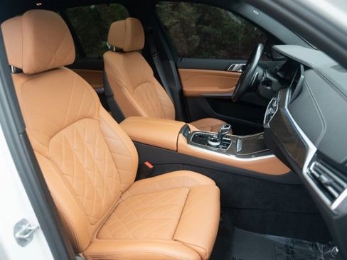 Used 2023 BMW X5 sDrive40i w/ Executive Package image 43