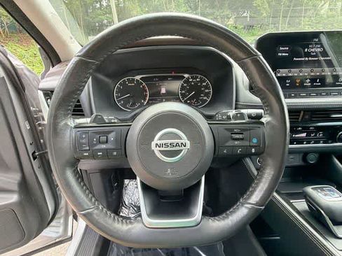 Used 2021 Nissan Rogue SL w/ Premium Package AWD/4WD image 8