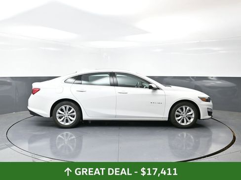 Used 2024 Chevrolet Malibu LT image 2
