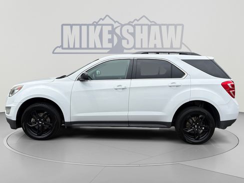 Used 2017 Chevrolet Equinox LT w/ Sport Edition FWD image 2