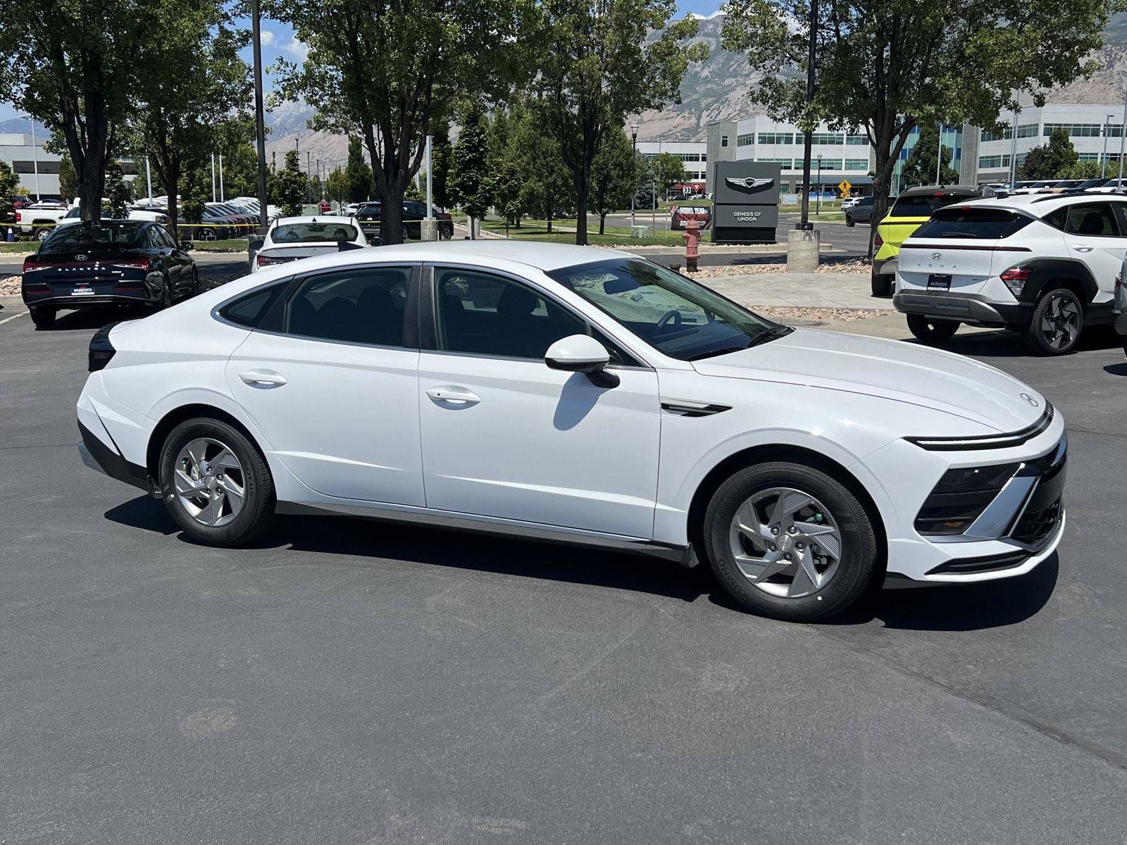 Certified 2026 Hyundai Sonata SE FWD image 12