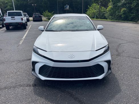 Used 2025 Toyota Camry SE w/ Multimedia Upgrade Package FWD image 2