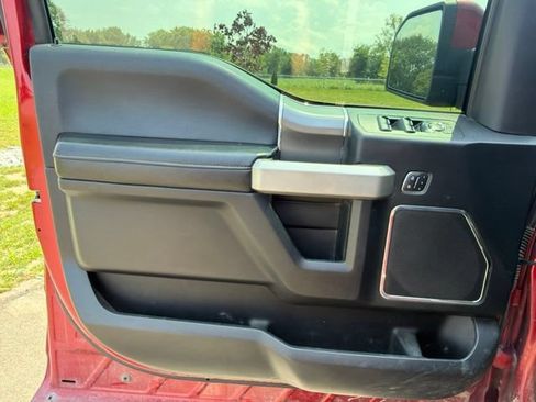 Used 2015 Ford F150 Lariat w/ Equipment Group 501A Mid AWD/4WD image 23