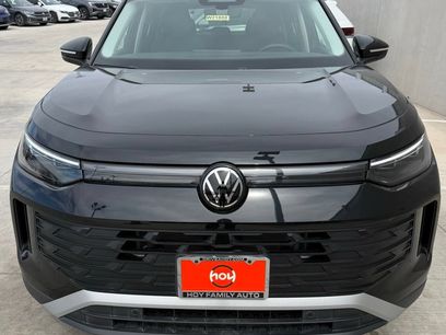 Certified 2025 Volkswagen Tiguan SE
