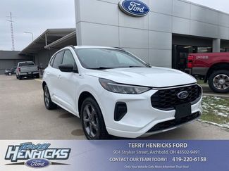 Used 2023 Ford Escape ST-Line video 1