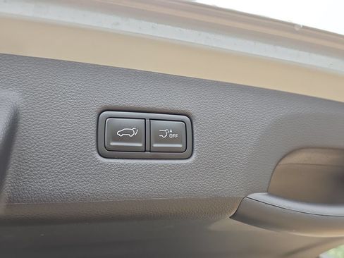 New 2026 Kia Carnival SX FWD image 11