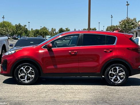 Used 2022 Kia Sportage LX FWD image 6