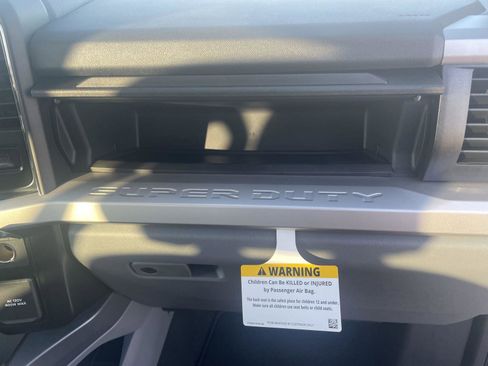 New 2026 Ford F250 XLT w/ XLT Premium Package image 33