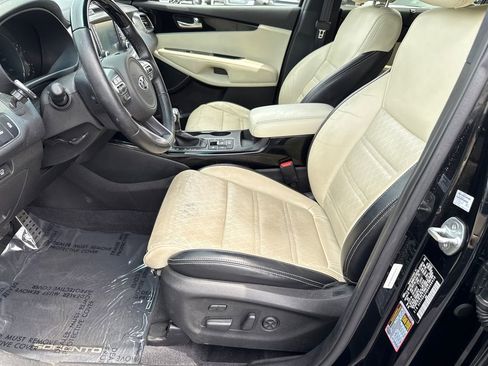 Used 2016 Kia Sorento SX w/ SXL Technology Package AWD/4WD image 25