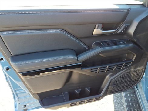 New 2026 Toyota 4Runner Limited image 9