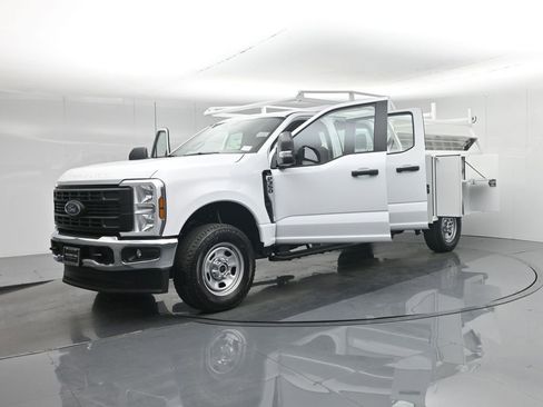 New 2026 Ford F350 XL w/ FX4 Off-Road Package AWD/4WD image 36
